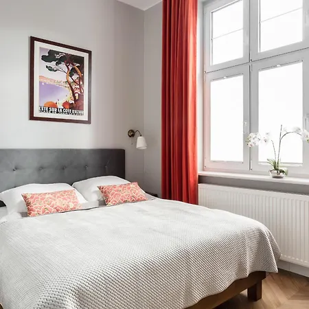 Sanhaus - Monaco - Z Parkingiem Dwa Kroki Od Plazy * Сопот